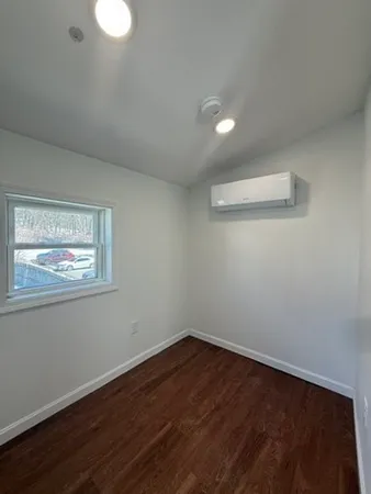 $1,800 | 1635 Osgood Street, Unit 3, North Andover, MA 01845