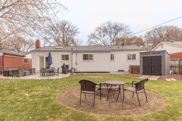 $369,900 | 14220 Knolson Street, Livonia, MI 48154