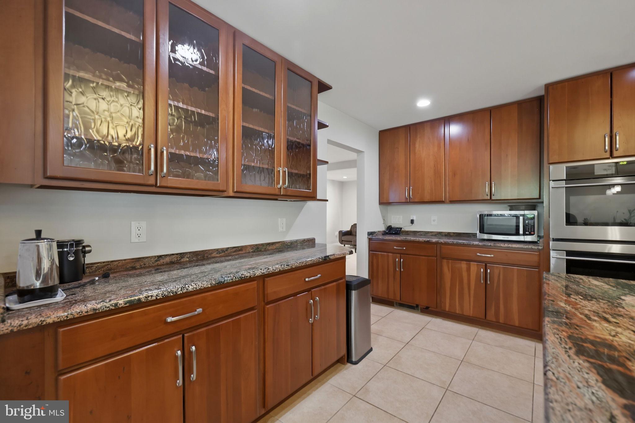 8578 Brickyard Road Potomac, MD 20854 - Photo 24 of 83