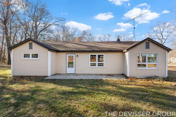 $230,000 | 922 Maas Lane, Pullman, MI 49450