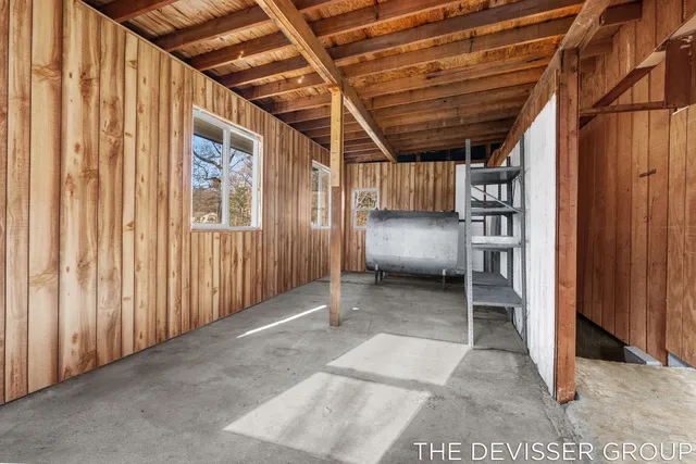 $230,000 | 922 Maas Lane, Pullman, MI 49450