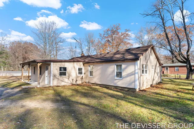 $230,000 | 922 Maas Lane, Pullman, MI 49450