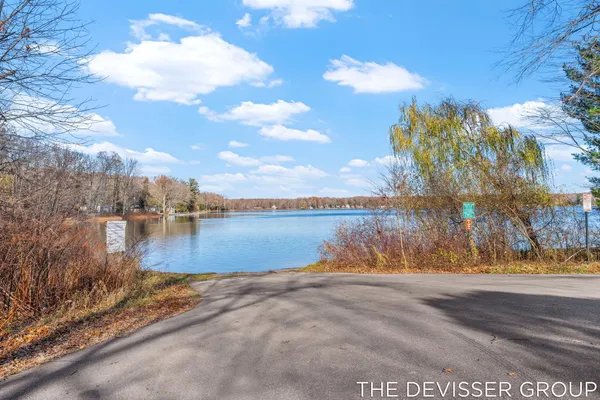 $230,000 | 922 Maas Lane, Pullman, MI 49450