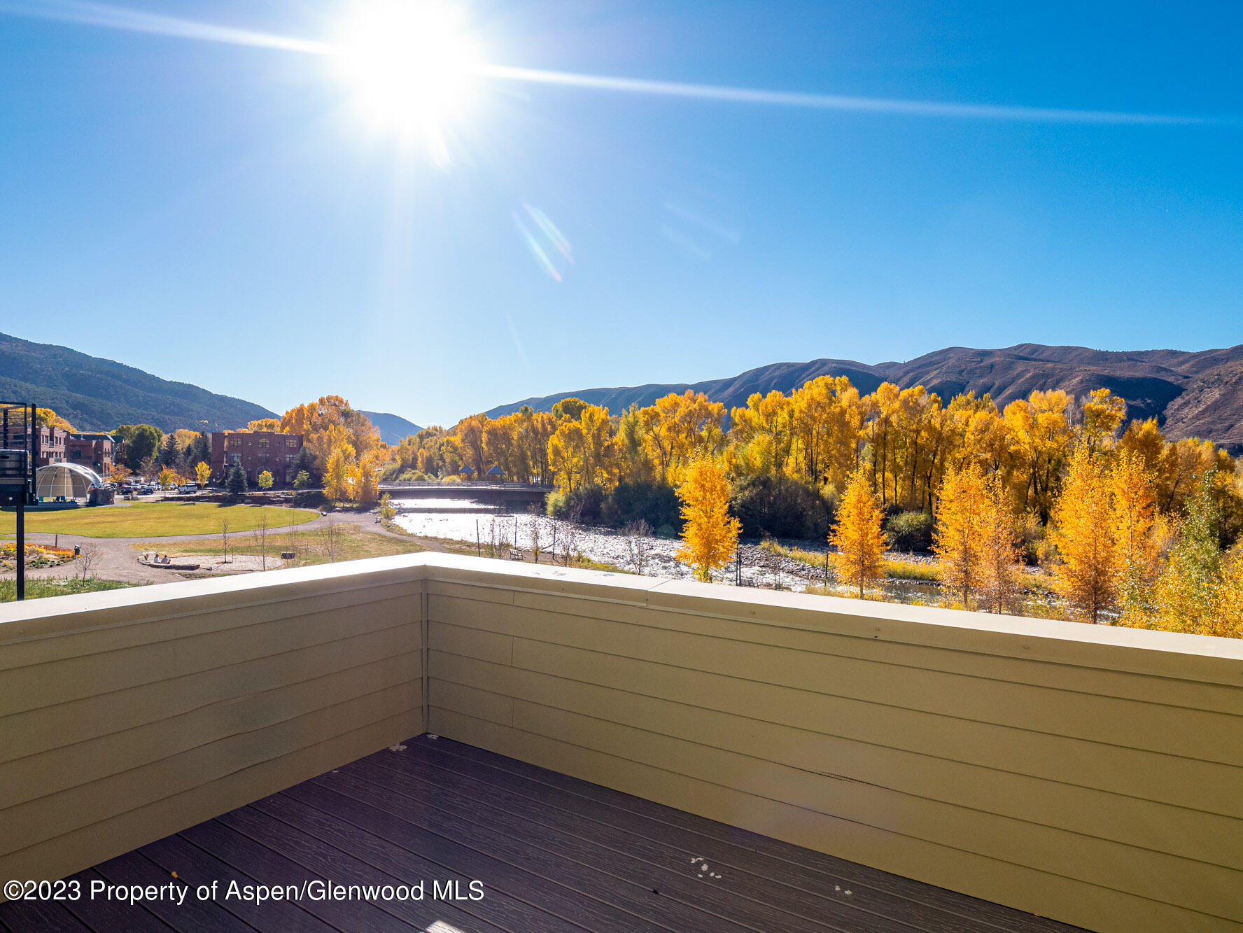 22858 Two Rivers Road Basalt, CO 81621 - Photo 25 of 40 a view of sky from balcony