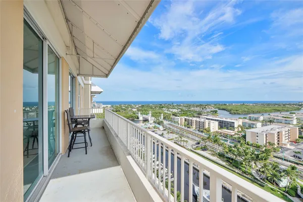 $4,222 | 625 Casa Loma Boulevard, Unit 1608, Boynton Beach, FL 33435