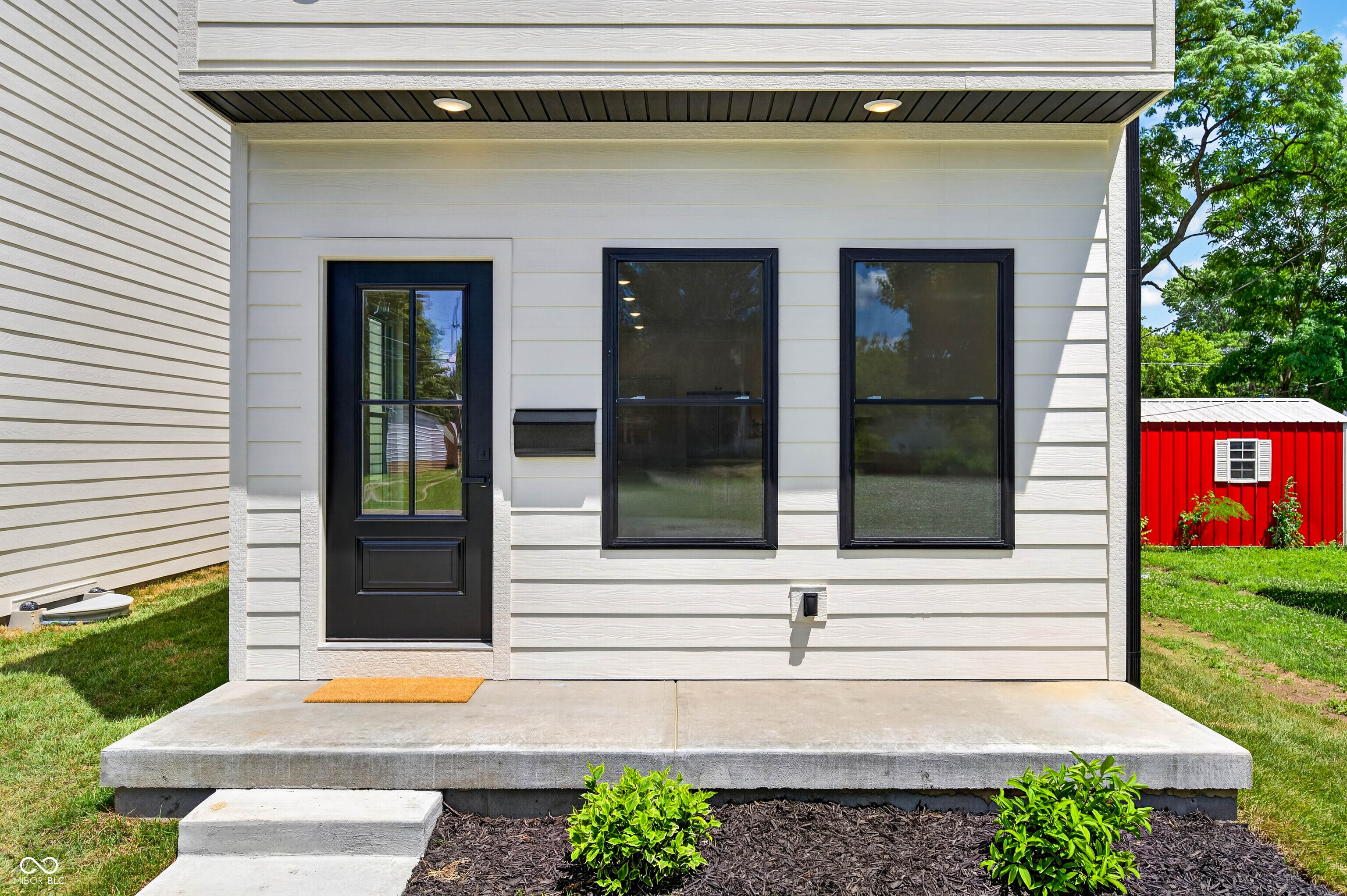 45 South Beatty Street Columbus, IN 47201 - Photo 6 of 70