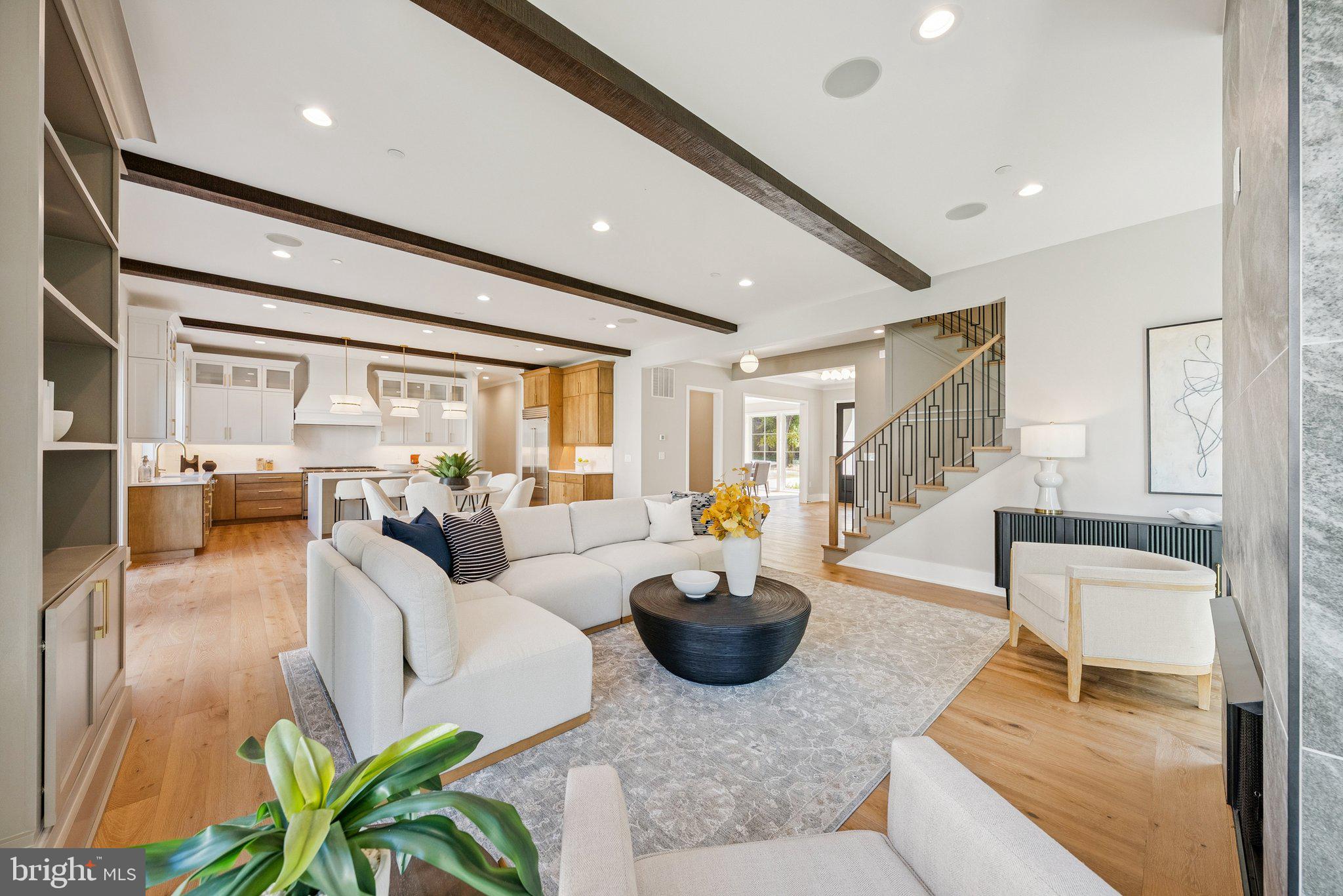 10200 Falls Road Potomac, MD 20854 - Photo 13 of 69