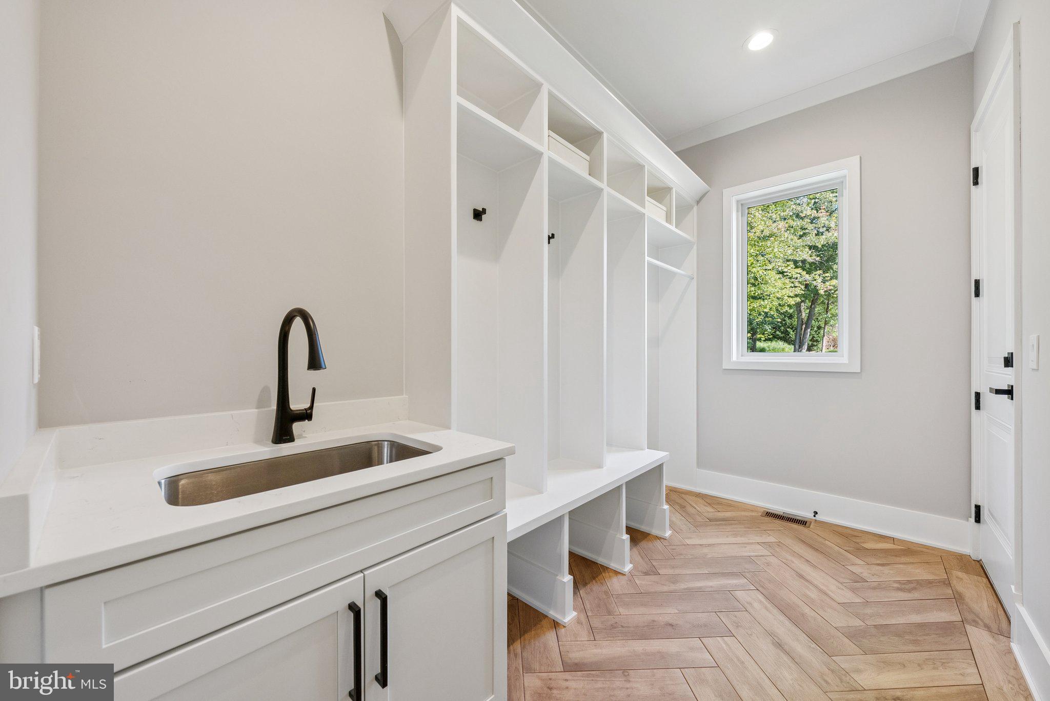 10200 Falls Road Potomac, MD 20854 - Photo 26 of 69