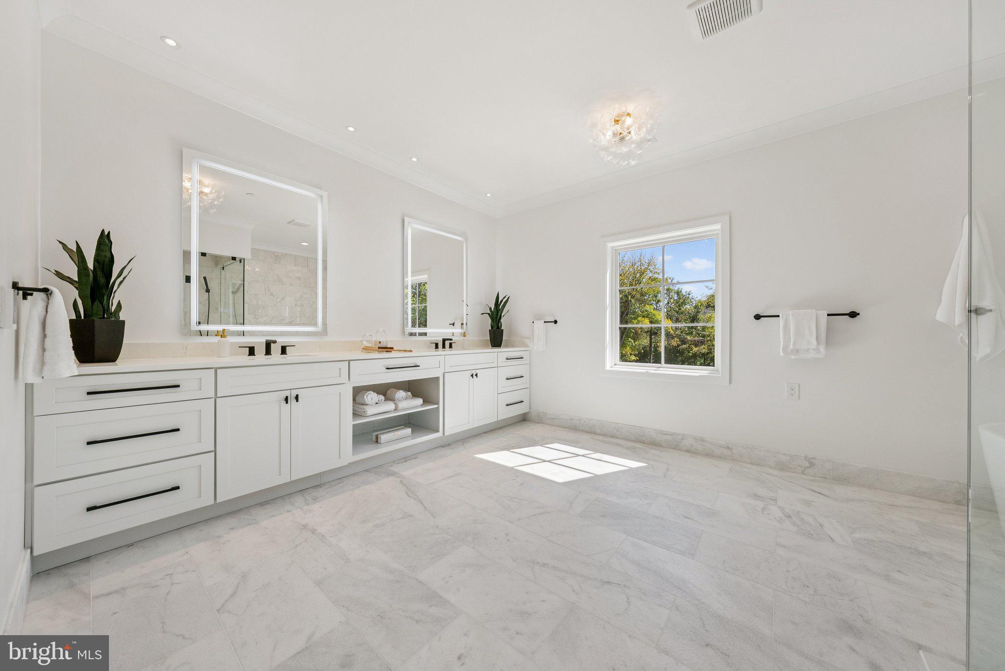 10200 Falls Road Potomac, MD 20854 - Photo 40 of 69