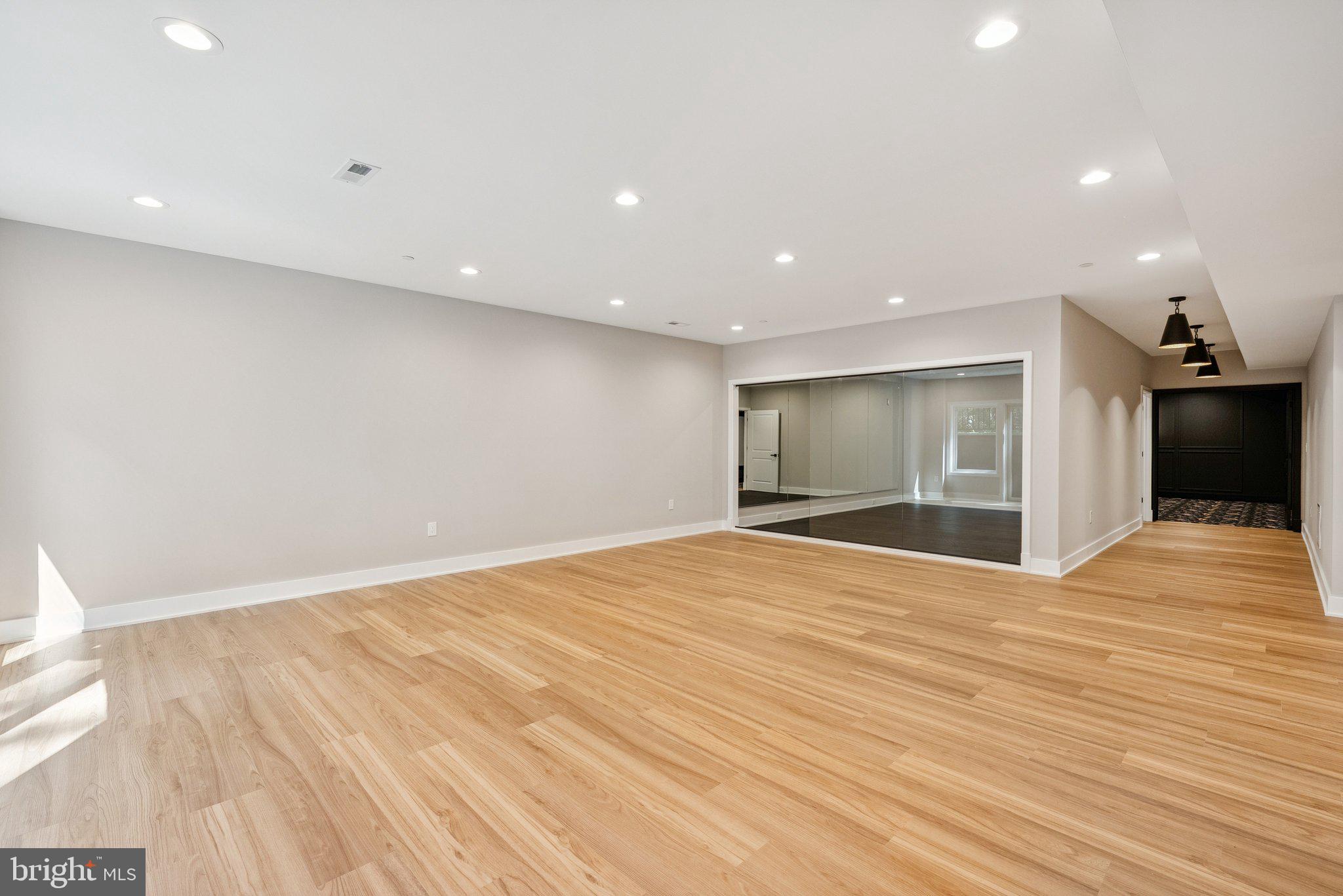 10200 Falls Road Potomac, MD 20854 - Photo 58 of 69