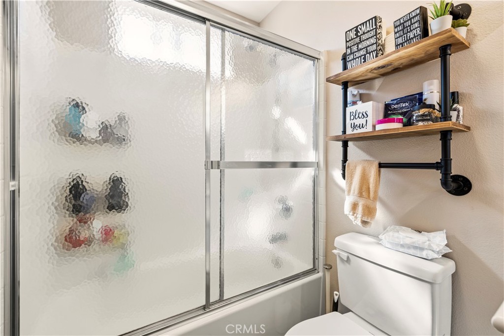 30457 Barcelona Road Castaic, CA 91384 - Photo 29 of 36