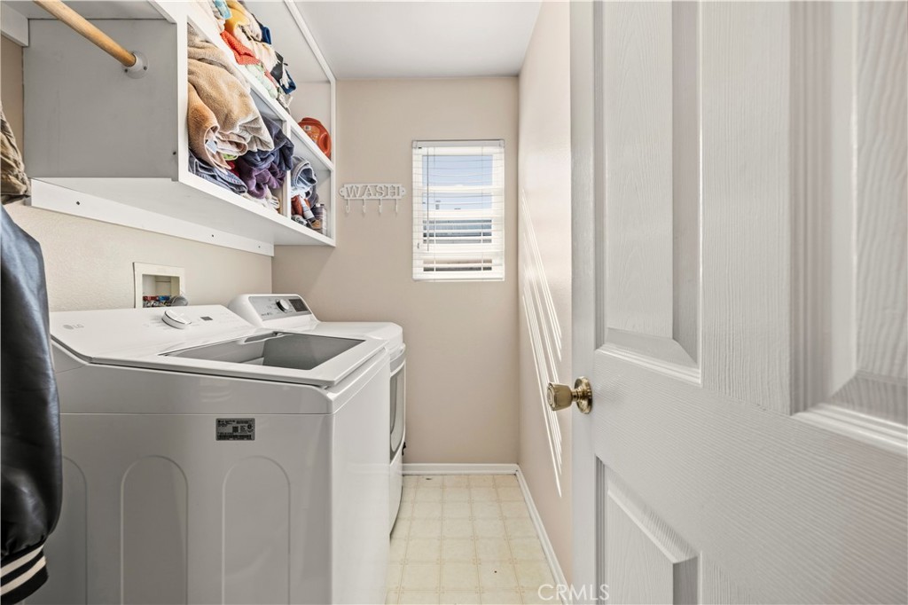 30457 Barcelona Road Castaic, CA 91384 - Photo 30 of 36