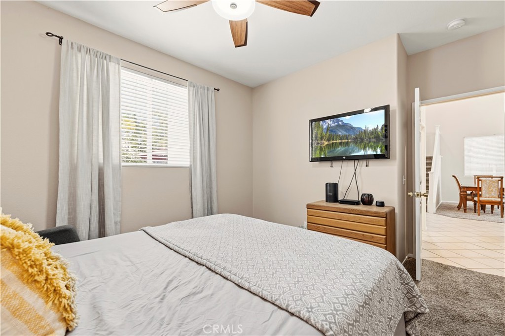 30457 Barcelona Road Castaic, CA 91384 - Photo 7 of 36 Downstairs Bedroom
