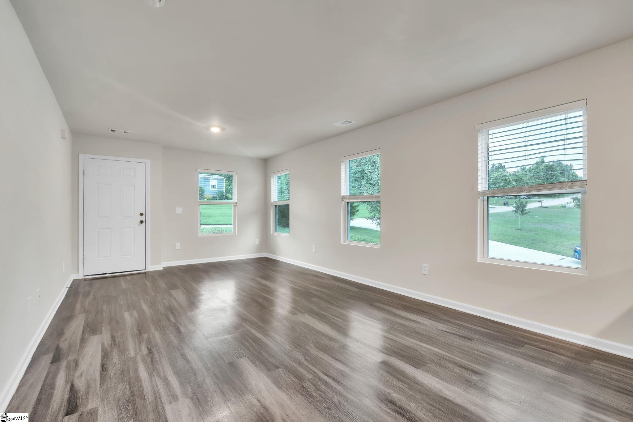 2 Anchor Road Greenville, SC 29617 - Photo 9 of 32