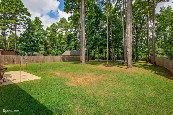 $355,000 | 805 Grey Fox Circle, Haughton, LA 71037