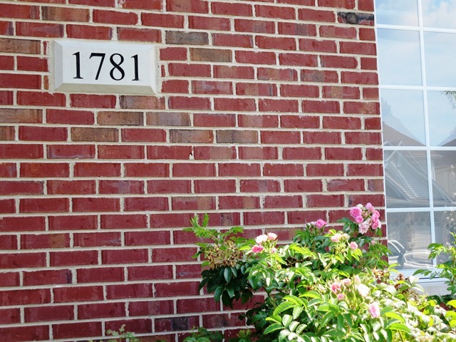 1781 Porter Court Lombard, IL 60148 - Photo 2 of 23