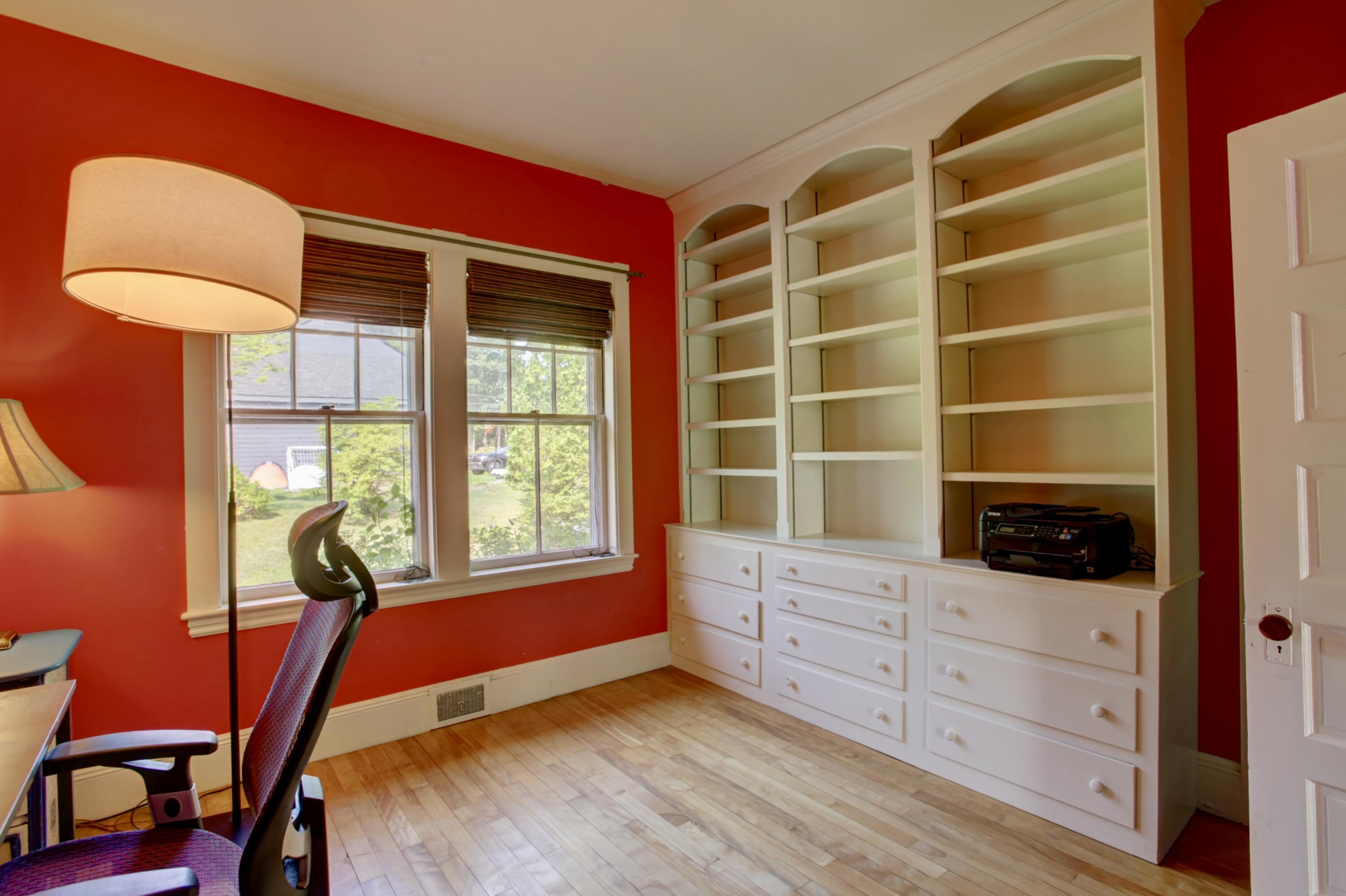 27 Trundy Road Cape Elizabeth, ME 04107 - Photo 17 of 38 27TrundyRd-Bedroom4