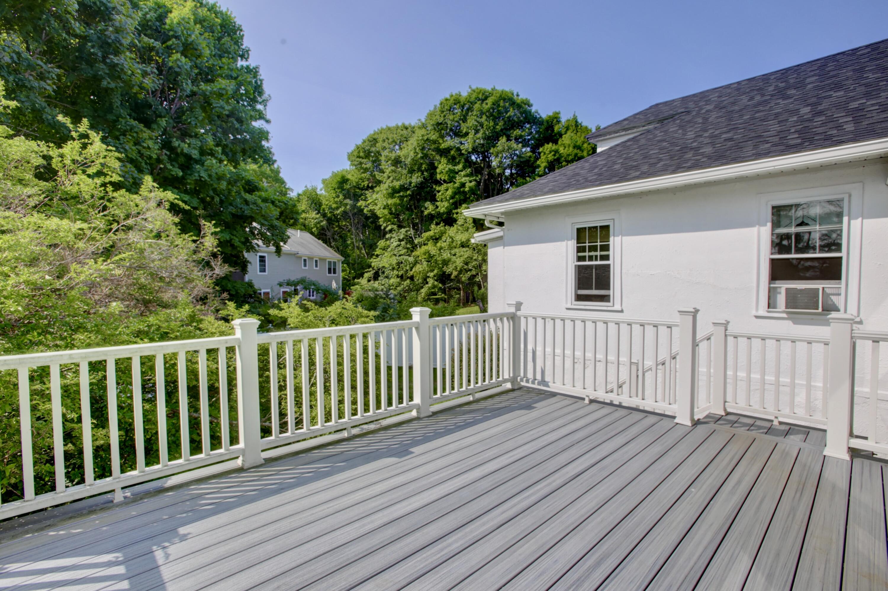 27 Trundy Road Cape Elizabeth, ME 04107 - Photo 33 of 38 27TrundyRd-Deck