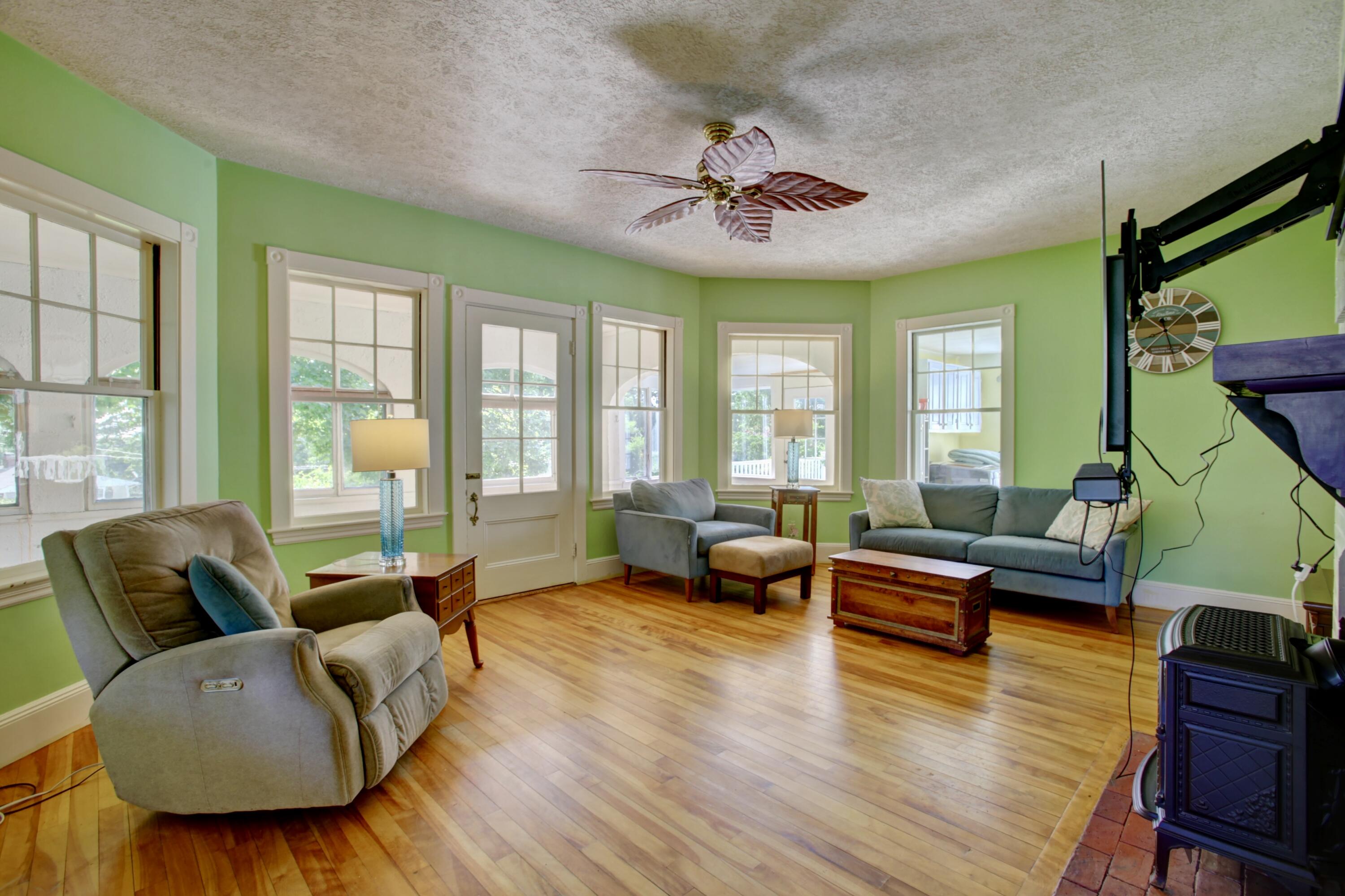 27 Trundy Road Cape Elizabeth, ME 04107 - Photo 4 of 38 27TrundyRd-Livingroom11