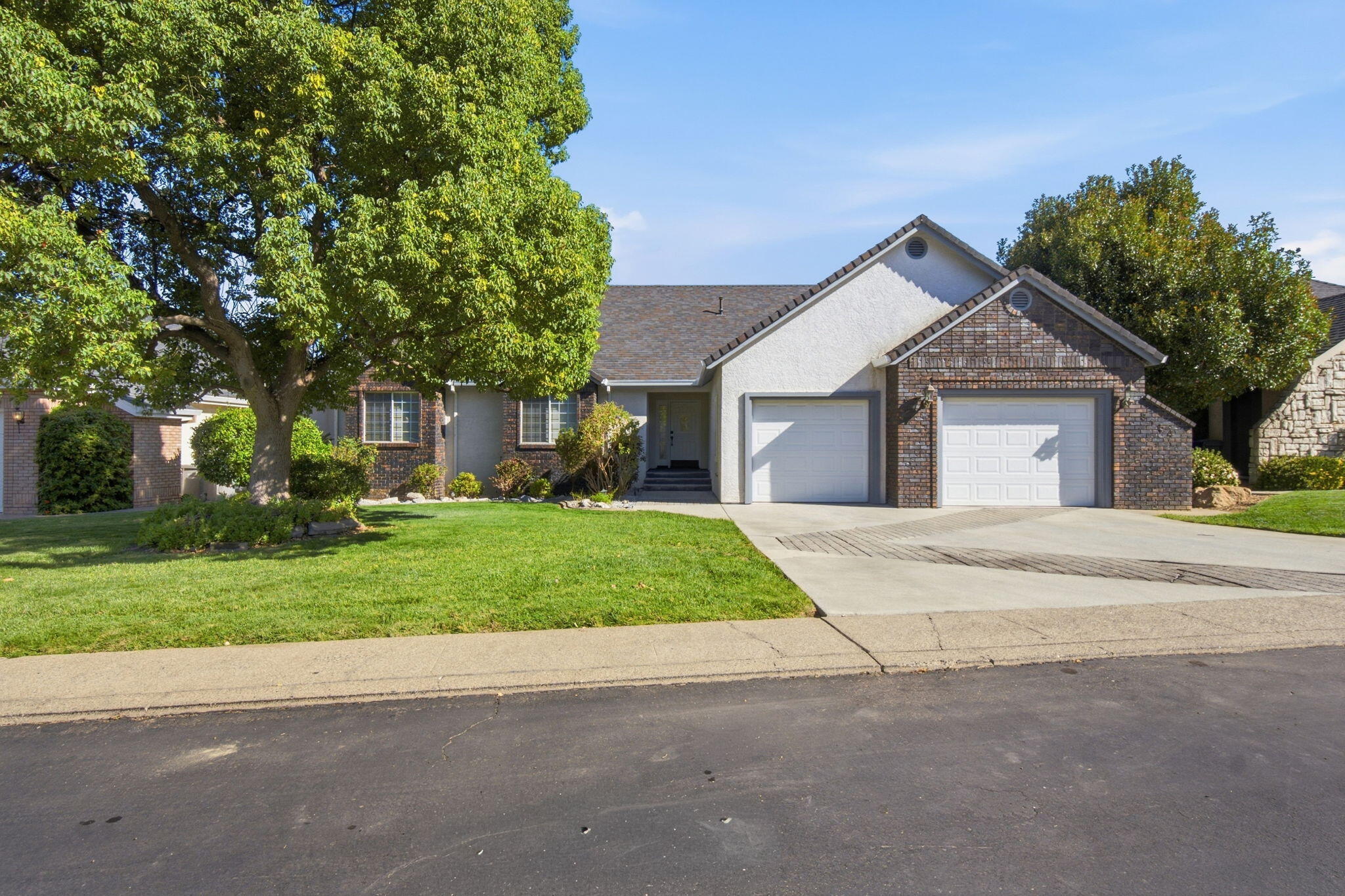 3154 Riesling Path Redding, CA 96001 - Photo 1 of 44 39-web-or-mls-BiggerFlow Real Estate Med