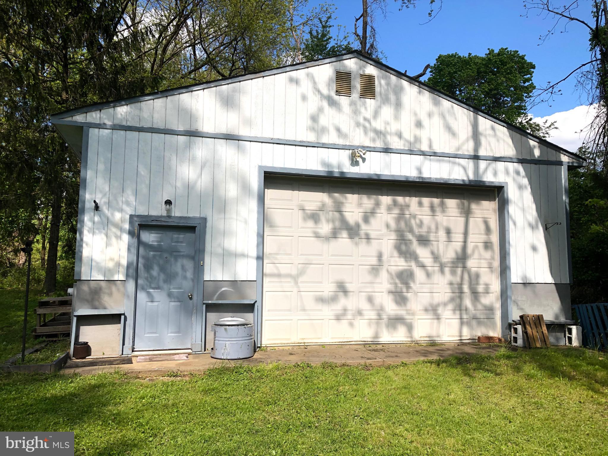 913 Ednor Road Silver Spring, MD 20905 - Photo 4 of 31