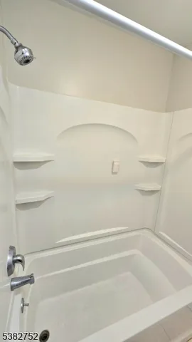 $1,850 | 14 Gould Place, Caldwell, NJ 07006