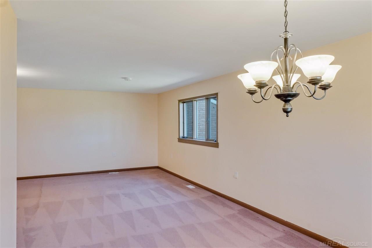 390 Palms Road Goodells, MI 48027 - Photo 7 of 39 50071660-6.JPG