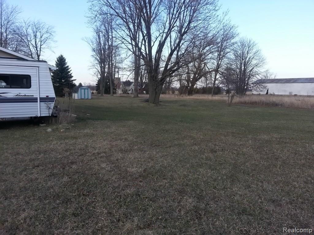 236 Stone Road Deckerville, MI 48427 - Photo 31 of 32 20150412_192454_LLS.jpg