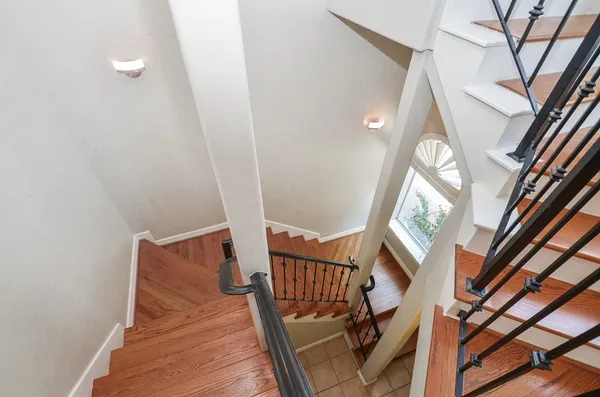 $2,700 | 1148 West 25th Street, Unit G, Houston, TX 77008