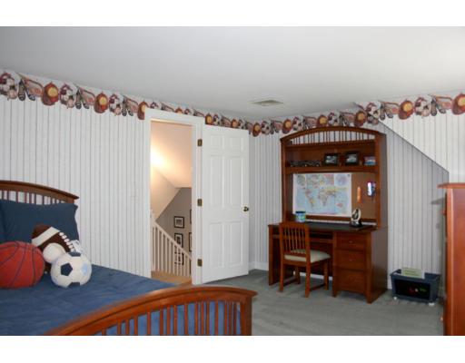 36 Old Weston Road Wayland, MA 01778 - Photo 17 of 28 Gallery Image 17