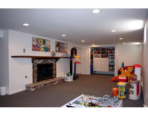 36 Old Weston Road Wayland, MA 01778 - Photo 20 of 28 Gallery Image 20