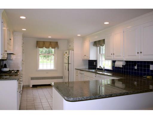 36 Old Weston Road Wayland, MA 01778 - Photo 9 of 28 Gallery Image 9