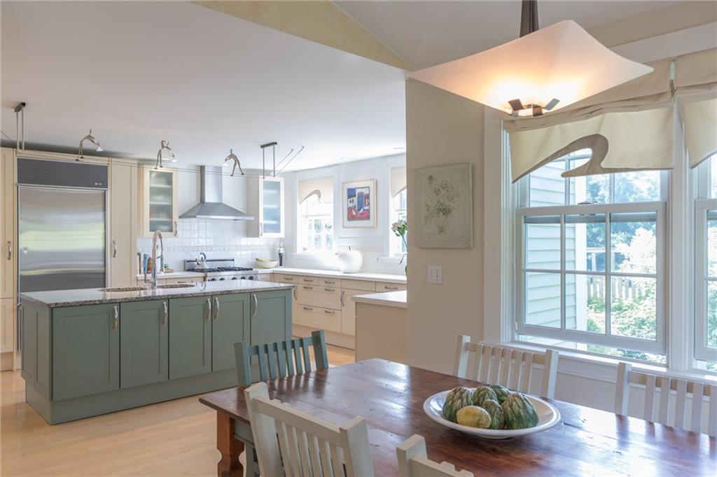 44 Gilman Road Yarmouth, ME 04096 - Photo 2 of 32 Photo
