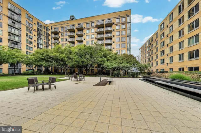 $640,000 | 475 K Street Northwest, Unit 426, Washington, DC 20001