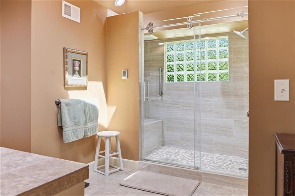 3200 Robinson Pike Road Grandview, MO 64030 - Photo 27 of 38 Gallery Image 27