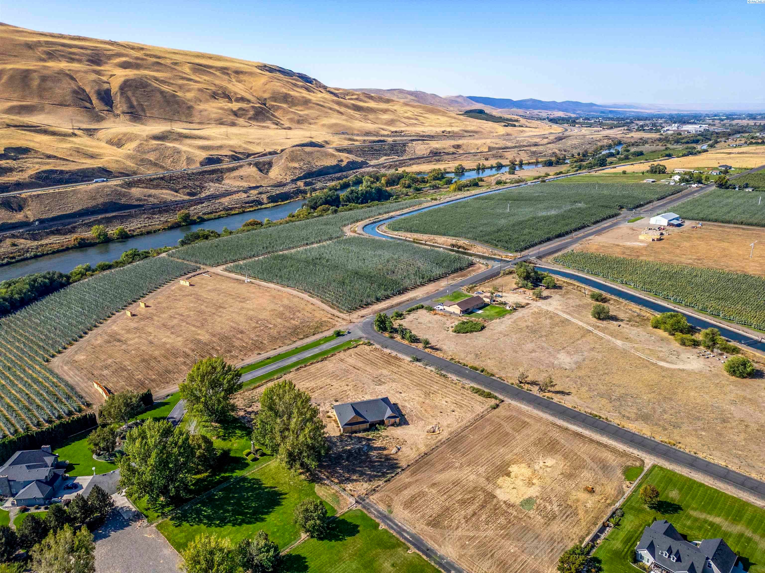 90404 West Hess Road Prosser, WA 99350 - Photo 11 of 34 Gallery Image 11