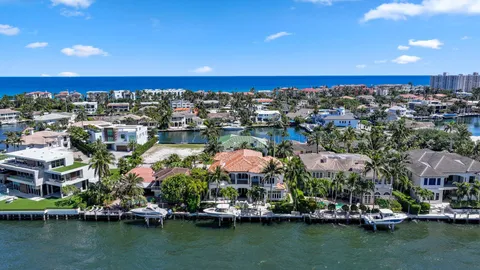 $9,750,000 | 4216 Intracoastal Drive, Highland Beach, FL 33487