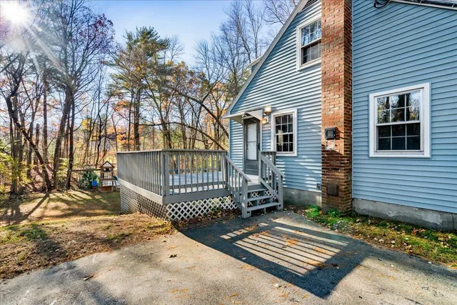 $450,000 | 52 Academy Avenue, Atkinson, NH 03811