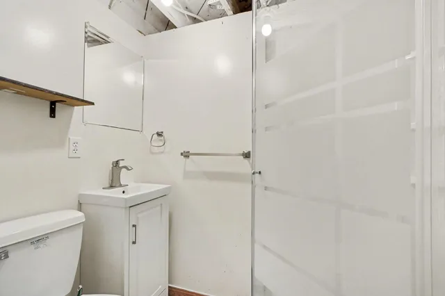 $579,000 | 146 Crooked Lake Drive West, Kalamazoo, MI 49009