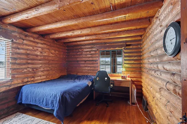 $579,000 | 146 Crooked Lake Drive West, Kalamazoo, MI 49009