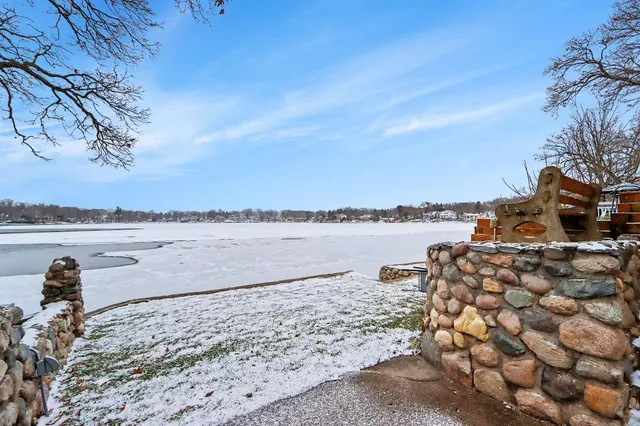 $579,000 | 146 Crooked Lake Drive West, Kalamazoo, MI 49009