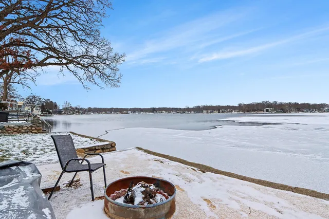 $579,000 | 146 Crooked Lake Drive West, Kalamazoo, MI 49009