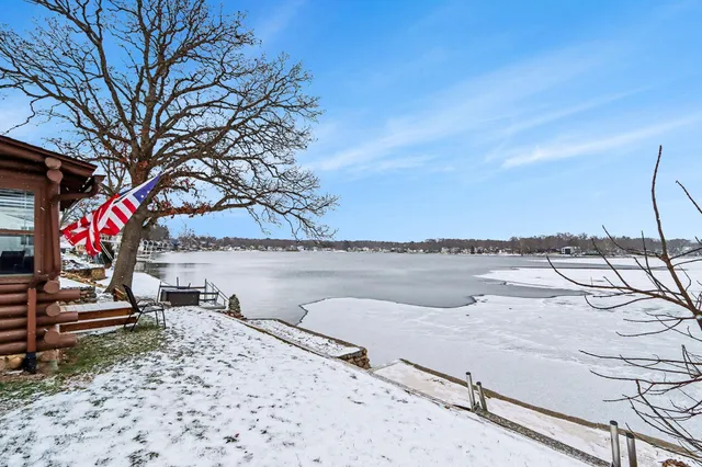 $579,000 | 146 Crooked Lake Drive West, Kalamazoo, MI 49009