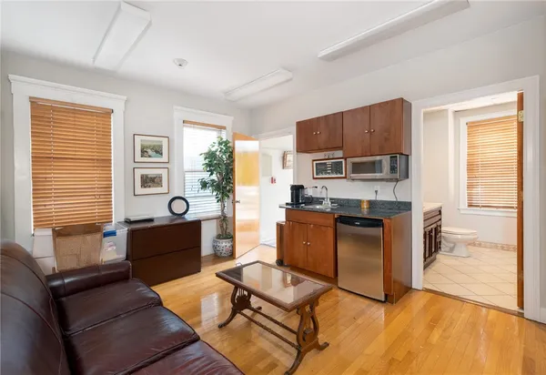 $689,000 | 498 Broadway, Providence, RI 02909