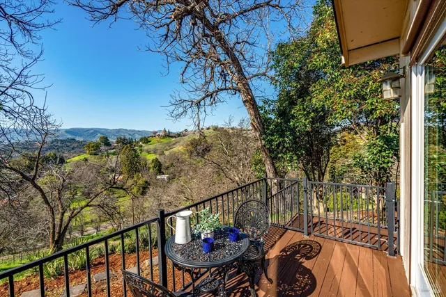 $759,900 | 6812 Gibson Canyon Road, Vacaville, CA 95688