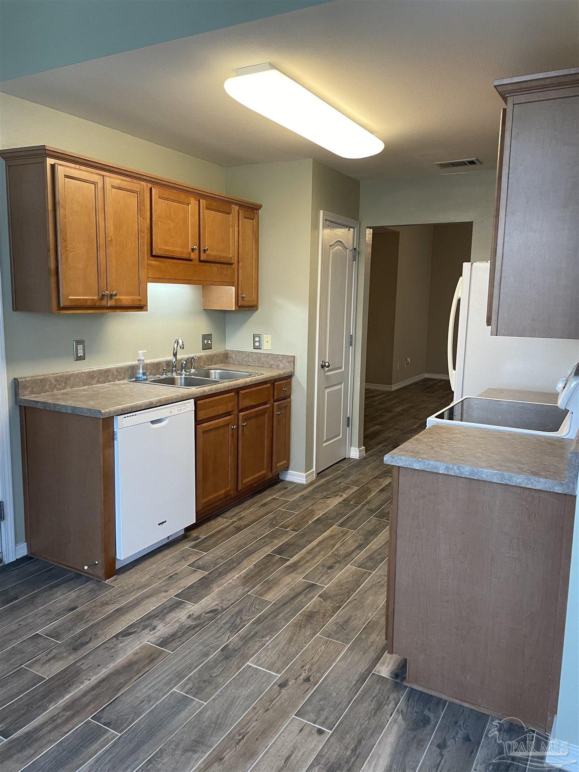 1269 Wetherby Road Pensacola, FL 32534 - Photo 5 of 26 Gallery Image 5