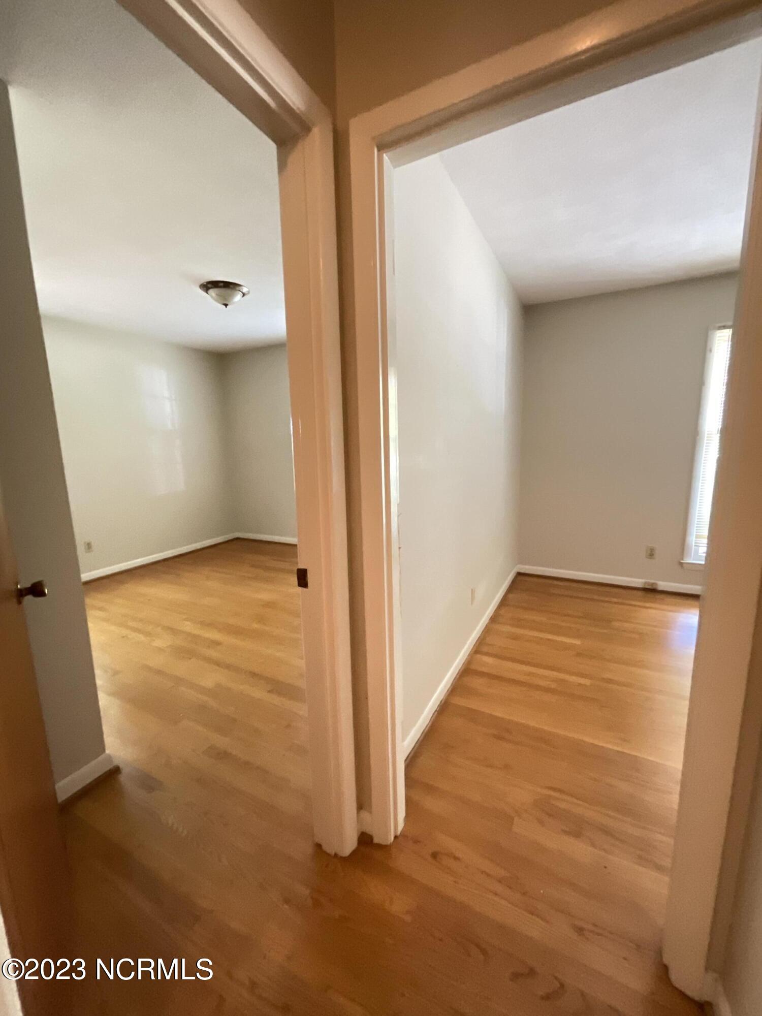 1509 Robin Hood Road Wilmington, NC 28401 - Photo 14 of 21 Hardwoods in all rooms