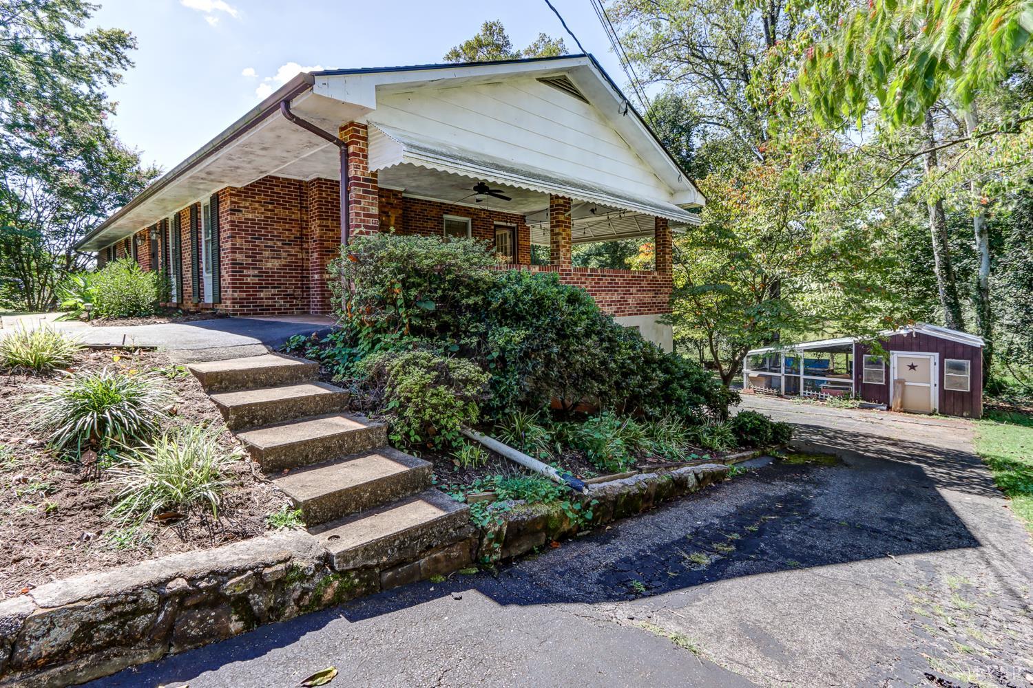 116 Bryant Road Lynchburg, VA 24502 - Photo 56 of 62 a front view of a house with garden