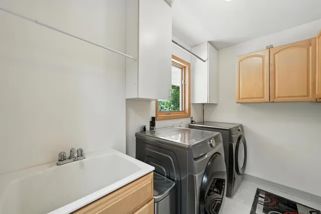 $1,375,000 | 1000 Heritage Lane, Orono, MN 55391