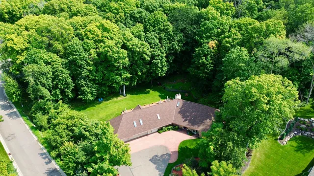 $1,375,000 | 1000 Heritage Lane, Orono, MN 55391